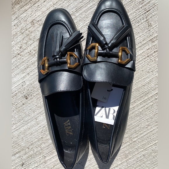 Tasseled moccasins - Picture 6 of 6